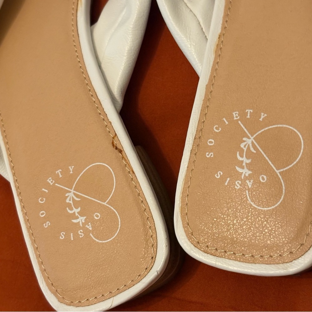 Nwot Sandals Bundle - image 3